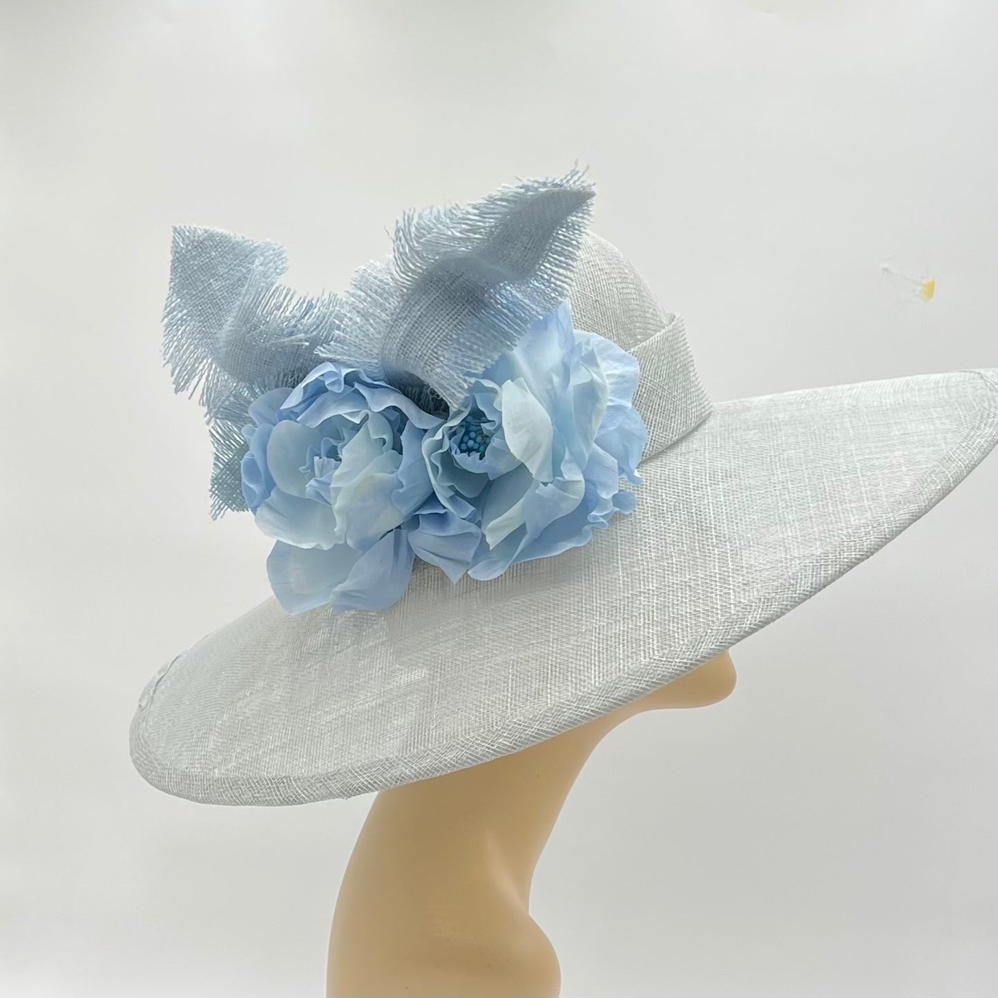 Big Brimmed Silver/Blue Hat for Derby Party